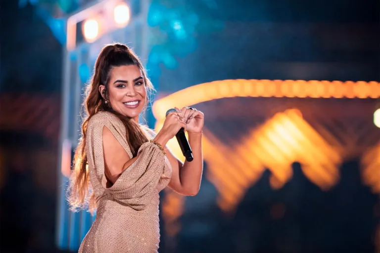 Aniversário de cidade a 30 km de Goiânia terá festa gratuita com Naiara Azevedo e Paraná