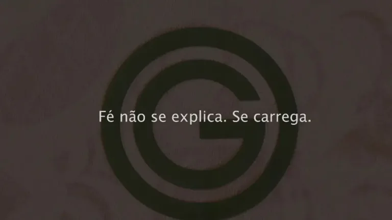 Goiás lança camisa em homenagem ao Divino Pai Eterno