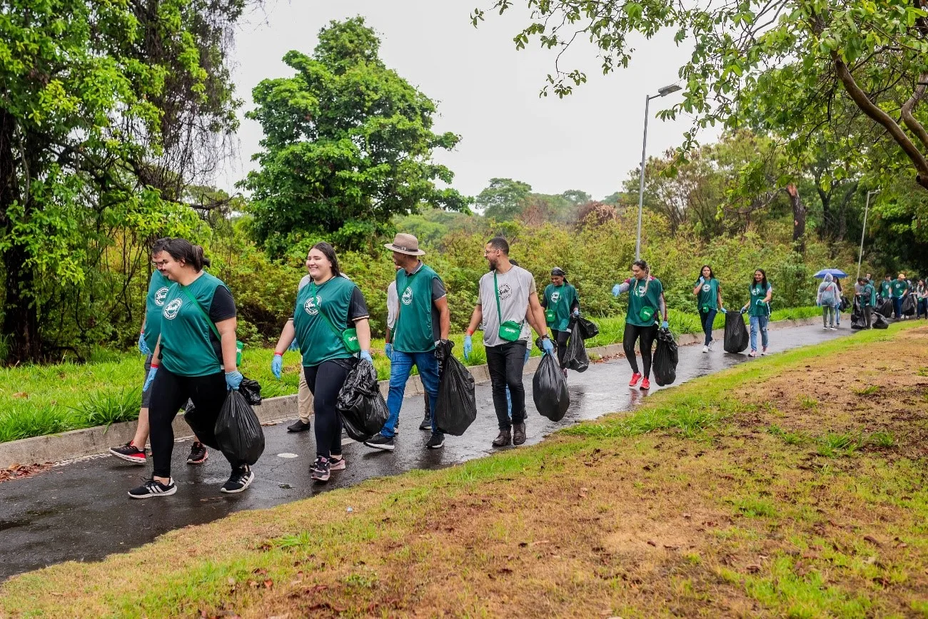Parque em Aparecida de Goiânia recebe caminhada ecológica com degustação gratuita de refrigerante