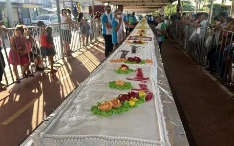 bolo aparecida 11 05 19