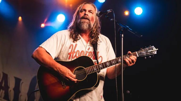 The White Buffalo anuncia show em Goiânia
