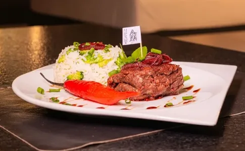 Motéis de Goiânia participam de festival gastronômico com pratos assinados por chefs renomados