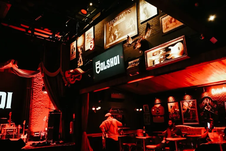 Bolshoi Pub é eleito o melhor lugar com música ao vivo de Goiânia em 2026