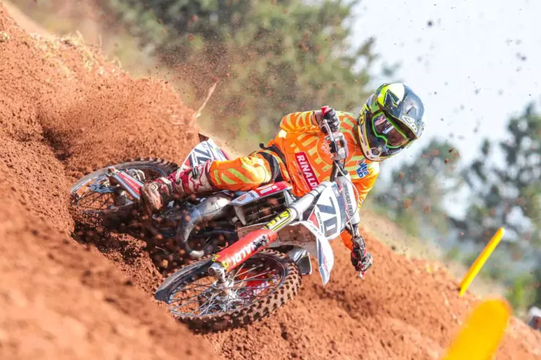 Goiânia sedia competição internacional de motocross com pilotos de 22 países neste fim de semana (19 a 21/6)