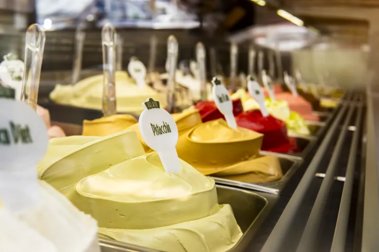 Descobrimos uma gelateria em Goiânia que serve o verdadeiro gelato italiano