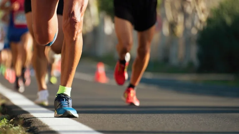 Corrida de 10 km com revezamento e caminhada abre inscrições em Goiás