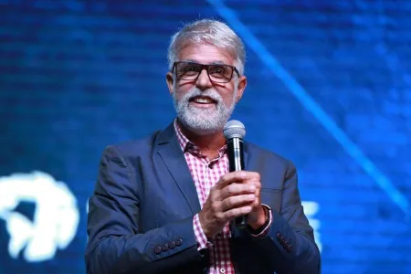Pr Claudio Duarte