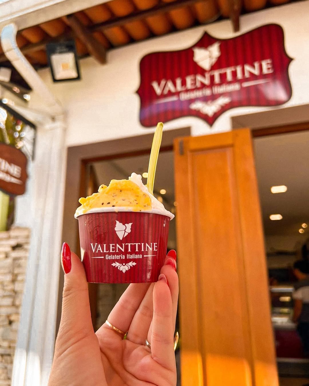 Valenttine Gelato