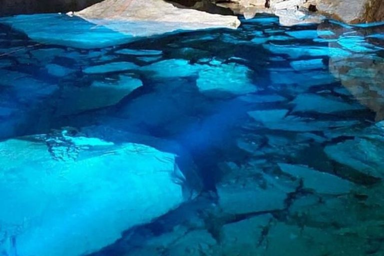 Existe um lugar em Goiás que parece ter saído de um sonho e quase ninguém conhece