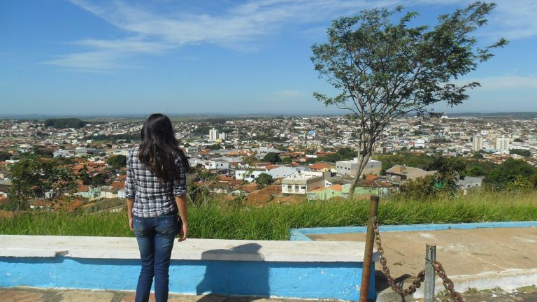 Cidade goiana guarda um cenário que parece feito sob medida para relaxar o coração