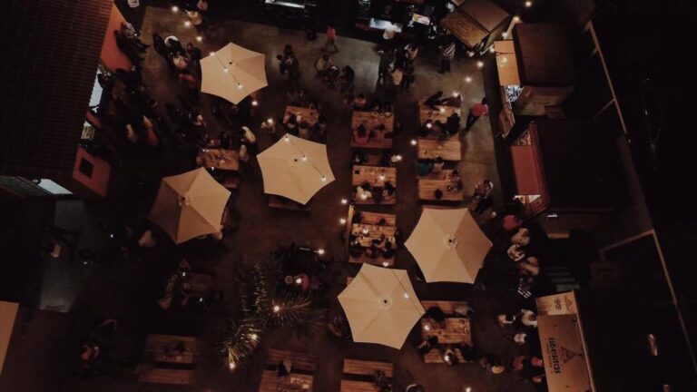 Primeiro food park de Uberlândia é inaugurado perto do Parque do Sabiá