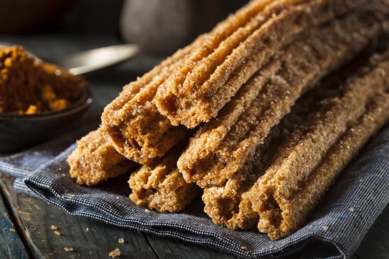 Festival de churros tem opções de paçoca e brigadeiro por apenas R$ 2 em Uberlândia