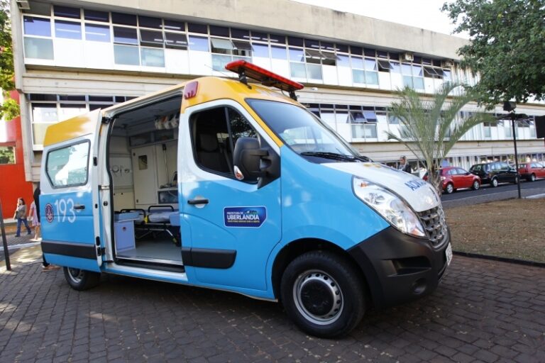 Processo Seletivo Emergencial com salários de até  R$ 13.312,20 recebe inscrições em Uberlândia