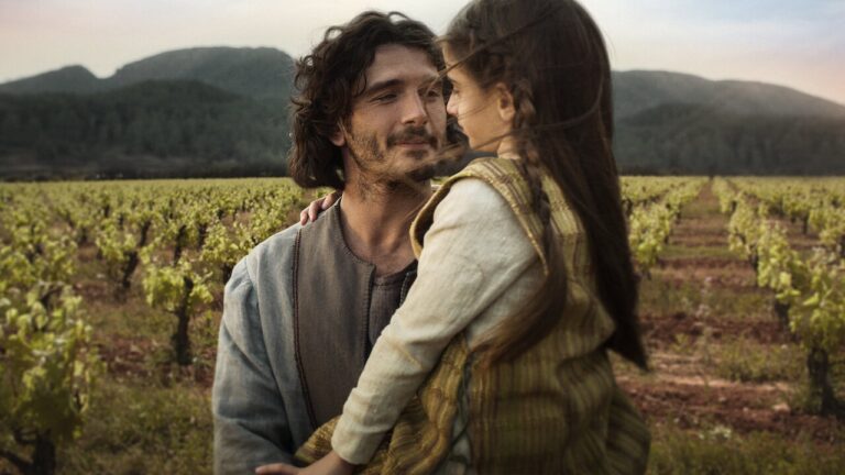 ‘Herdeiros da Terra’: série medieval espanhola aborda dilema da honestidade x sobrevivência